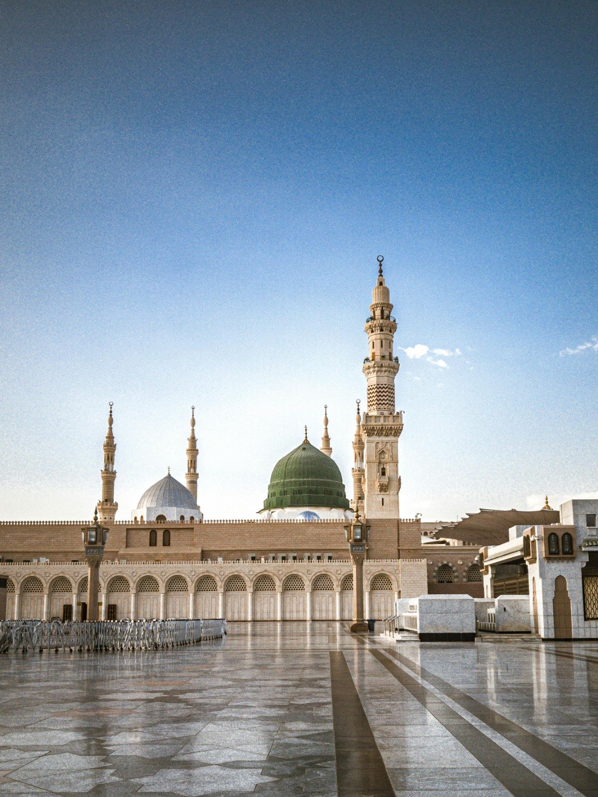 A Sacred Umrah Journey: Memories of Faith and Peace